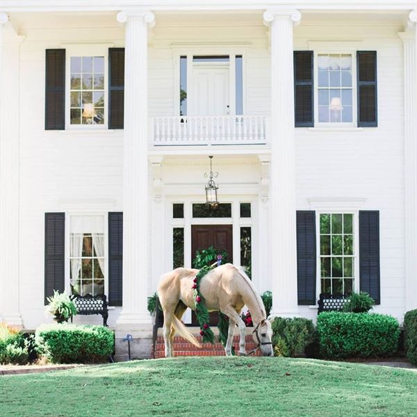 The Bailey-Tebault House