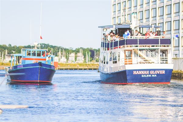 Mahi Mahi Cruises and Charters