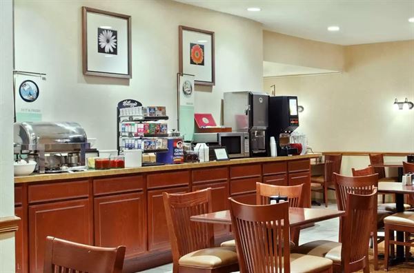 Country Inn & Suites By Carlson, Decatur, IL