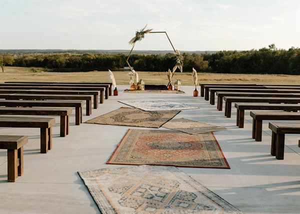 Hudson Springs Weddings and Events