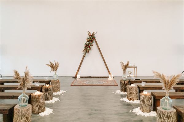 Hudson Springs Weddings and Events