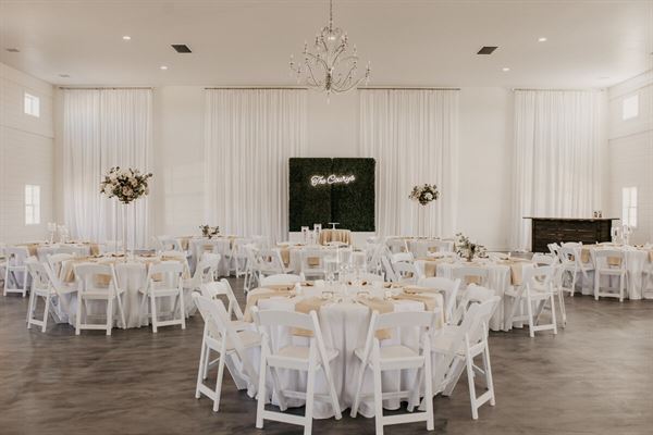 Hudson Springs Weddings and Events