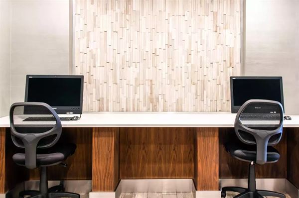 Comfort Inn Largo Washington DC East