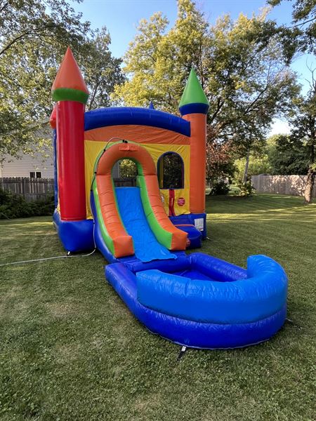 A & R Backyard Bounce