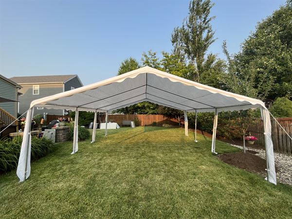 A & R Backyard Bounce