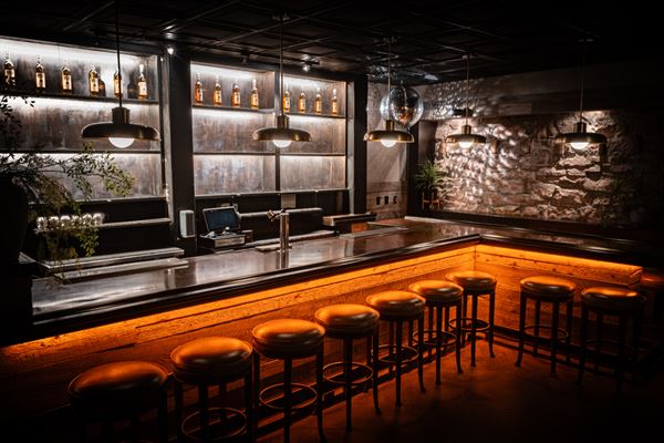 Premiere Park City Bar Lounge