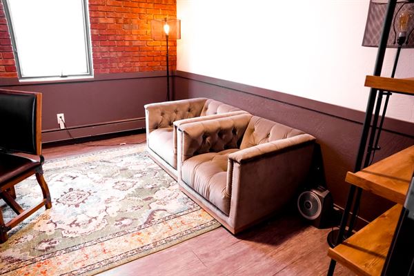 Premiere Park City Furnished Office Suites