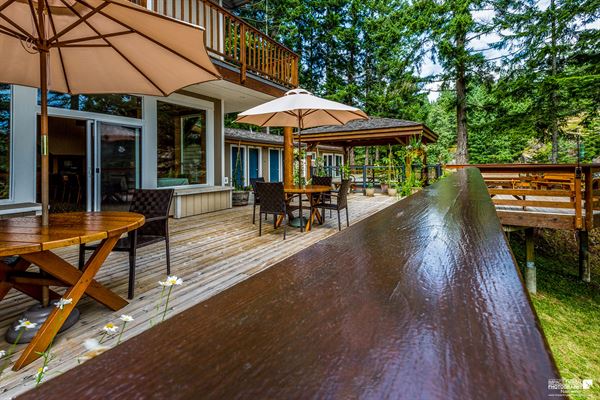 Gowlland Harbour Oceanfront Resort