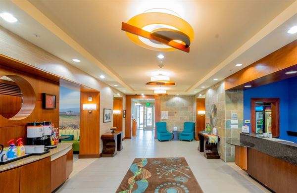 Hampton Inn & Suites Riverside/Corona East