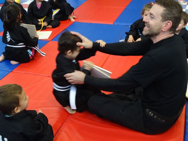 Master Booes Karate Kidz