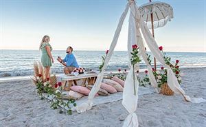 BEACHFRONT ON THE SAND