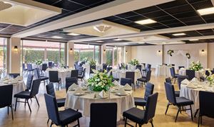 Palisades Garden Room & Patio