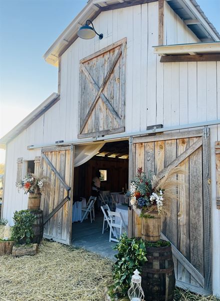 White Oaks Wedding & Event Center