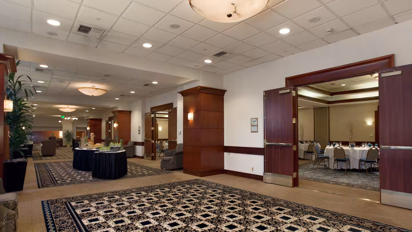 Hilton Woodland Hills/Los Angeles