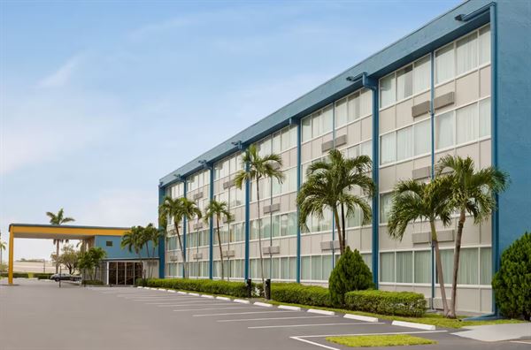 enVision Hotel Miami International Airport