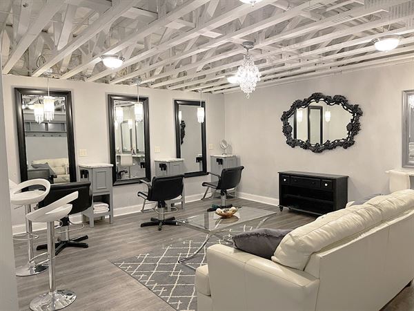 The Grands at Mulligans - Half the Price of the Twin Cities!!