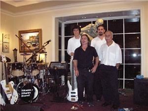 Moony Mann Band