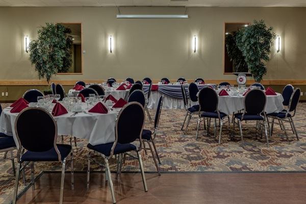 Heritage Inn Hotel & Convention Centre