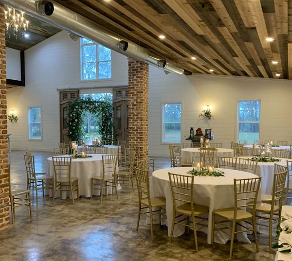 The Venue at Anderson Oaks