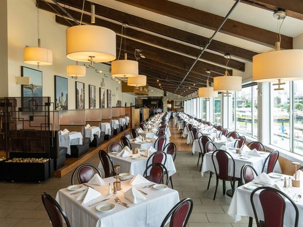 Swiss Louis Italian & Seafood Restaurant