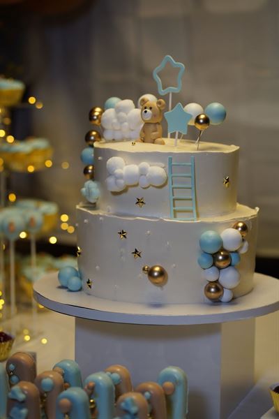 Kelly Dominican Cakes