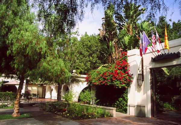Los Angeles River Center Gardens