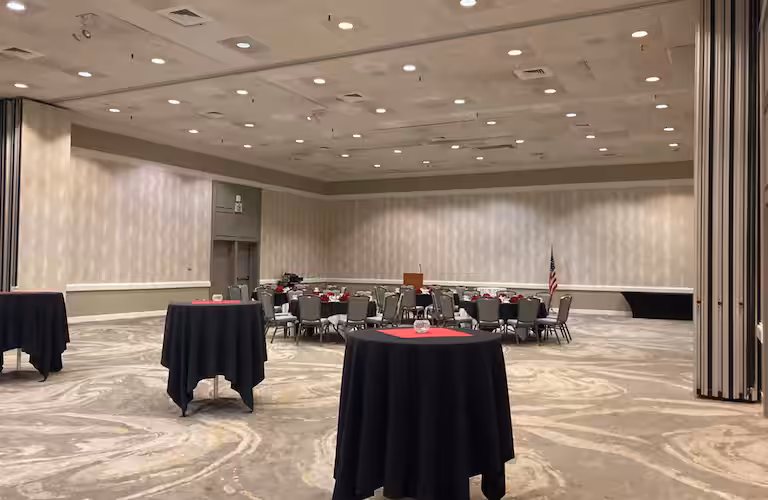 DoubleTree by Hilton Hotel Tucson - Reid Park