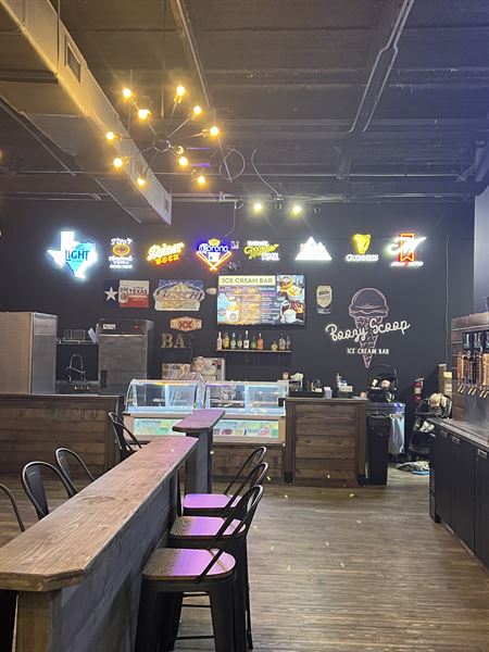 Axe Escape - Axe Throwing Austin