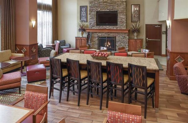 Hampton Inn & Suites Youngstown-Canfield