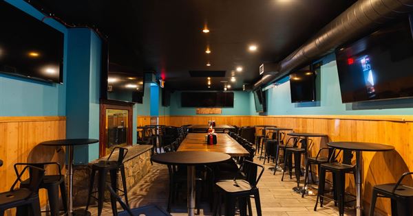 All Stars Sports Bar & Grill