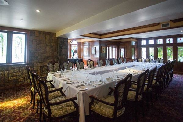 Edgewater Manor Restaurant