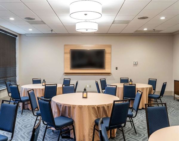 Country Inn & Suites By Carlson, Metairie (New Orleans), LA