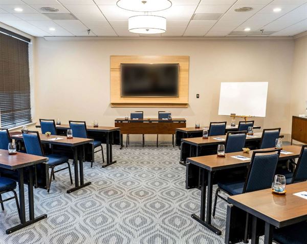 Country Inn & Suites By Carlson, Metairie (New Orleans), LA