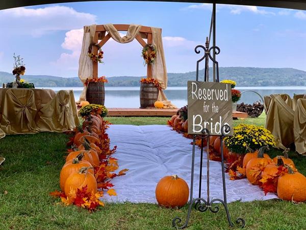 The Cove at Shell Lake Venue