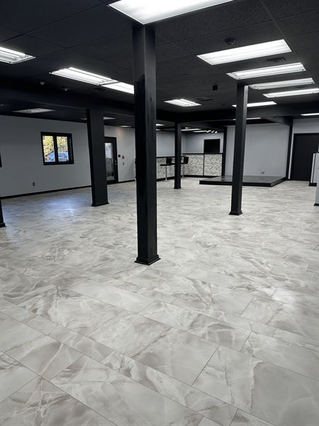 The Intimate Space Indy