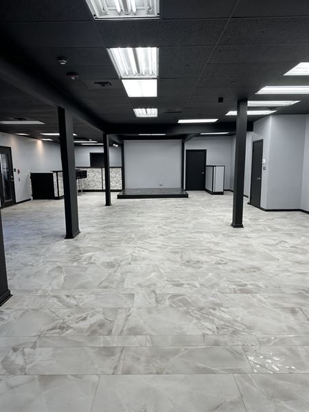 The Intimate Space Indy