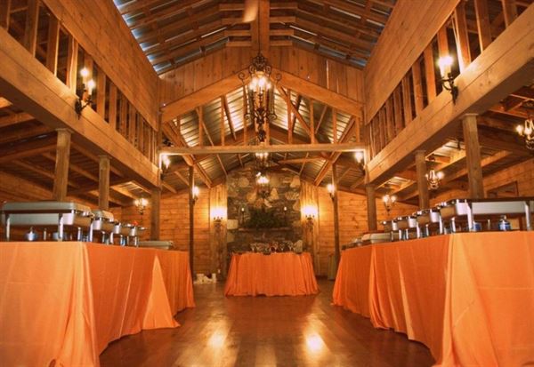 DeStarte Wedding Barn