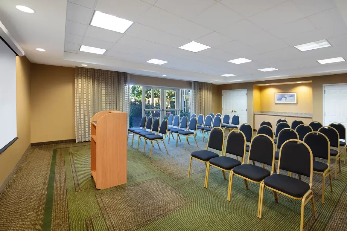 La Quinta Inn & Suites by Wyndham Ocala