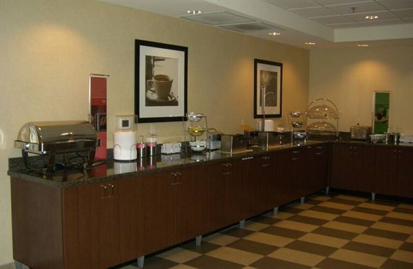 Hampton Inn & Suites Pueblo/North