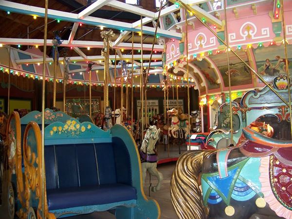 Holyoke Merry-Go-Round
