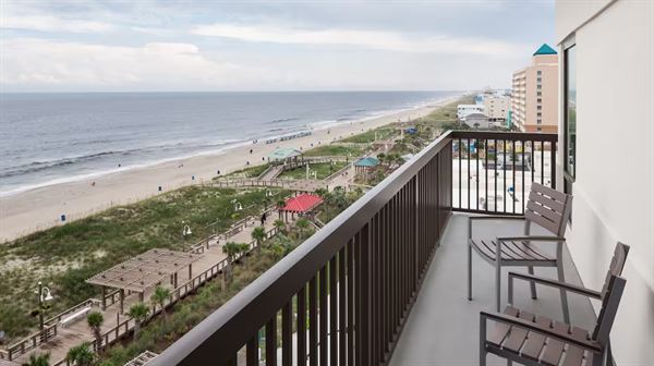 Hampton Inn & Suites Carolina Beach Oceanfront