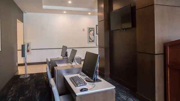 Hyatt Place Orlando LBV