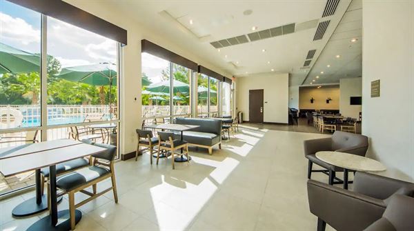 Hyatt Place Orlando LBV