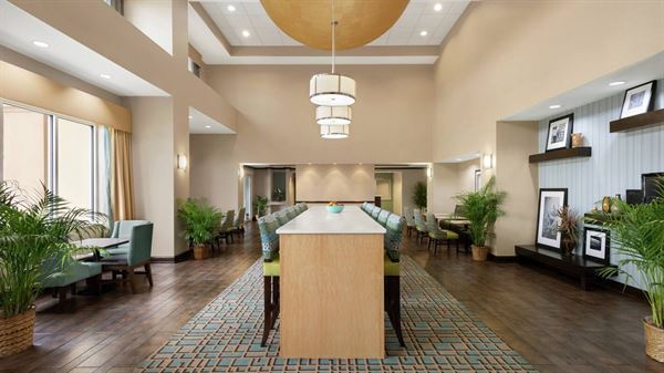 Hampton Inn & Suites Brunswick