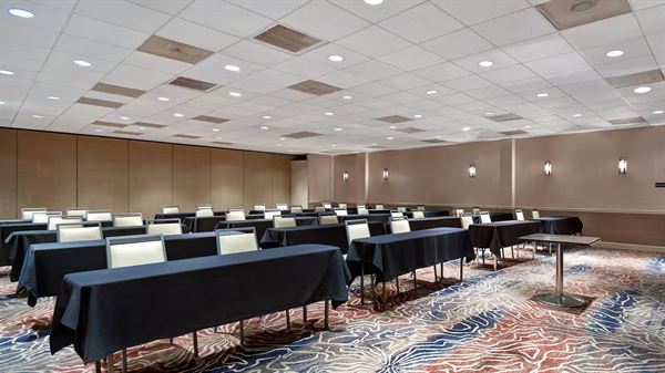 Hampton Inn & Suites Alexandria Old Town Area South