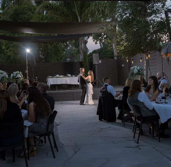 White House  Beach Club