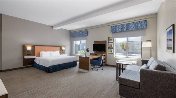 Hampton Inn & Suites Casper