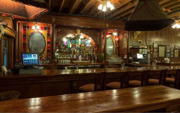 Pearl's Crabtown Banquet Facility