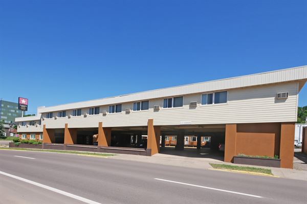 Magnuson Hotel Copper Crown