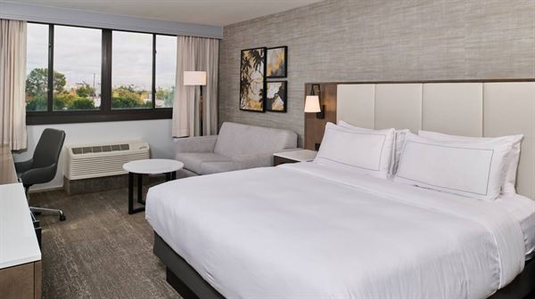 DoubleTree by Hilton Buena Park